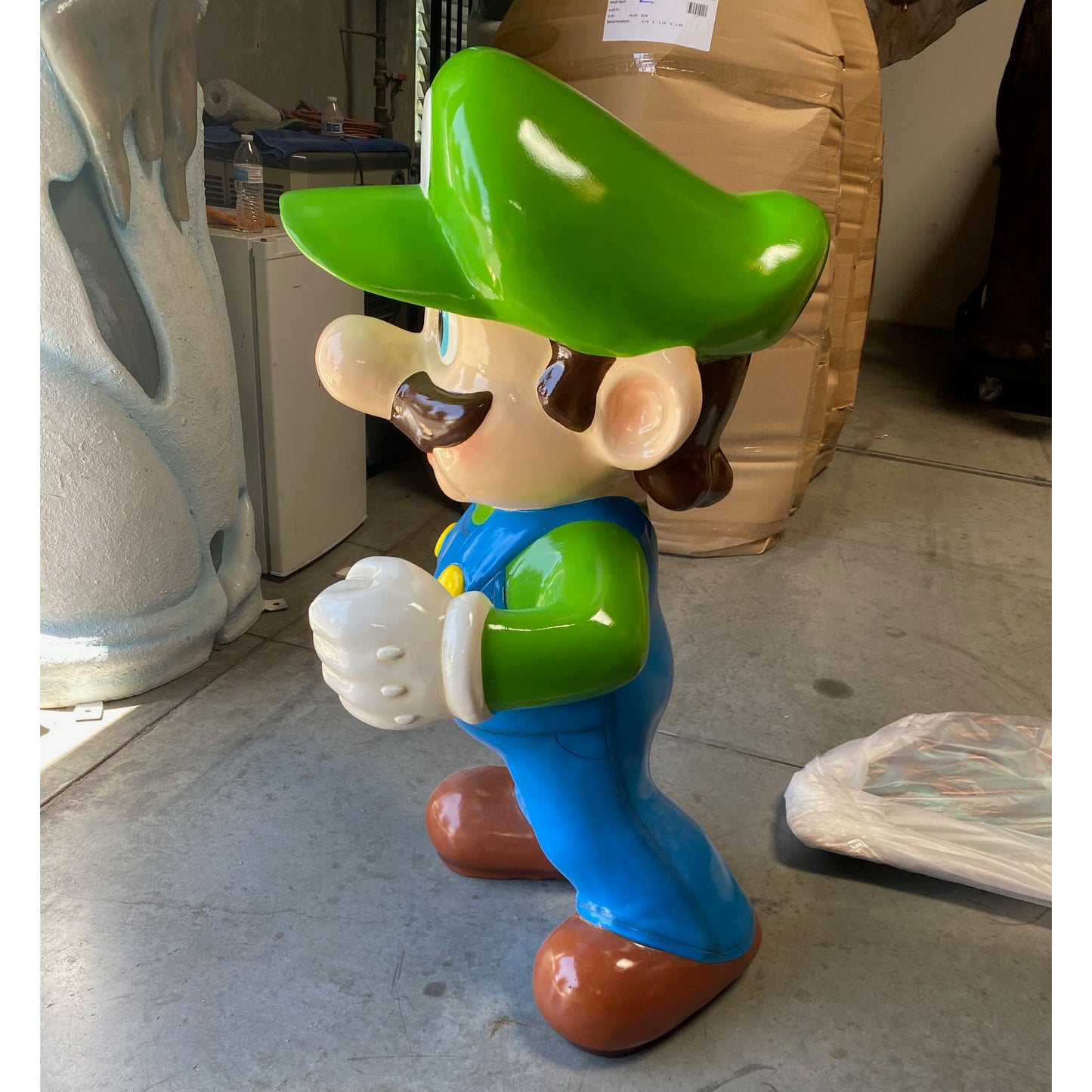 Small Mario Jumper Boy Statue