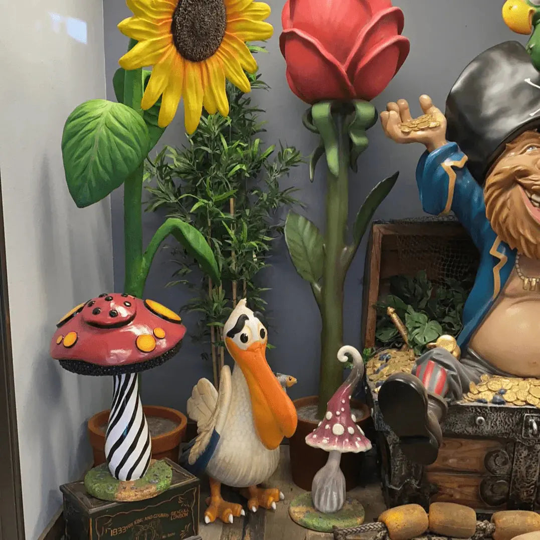 Small Dotted Mushroom Statue M0198-C390-PT