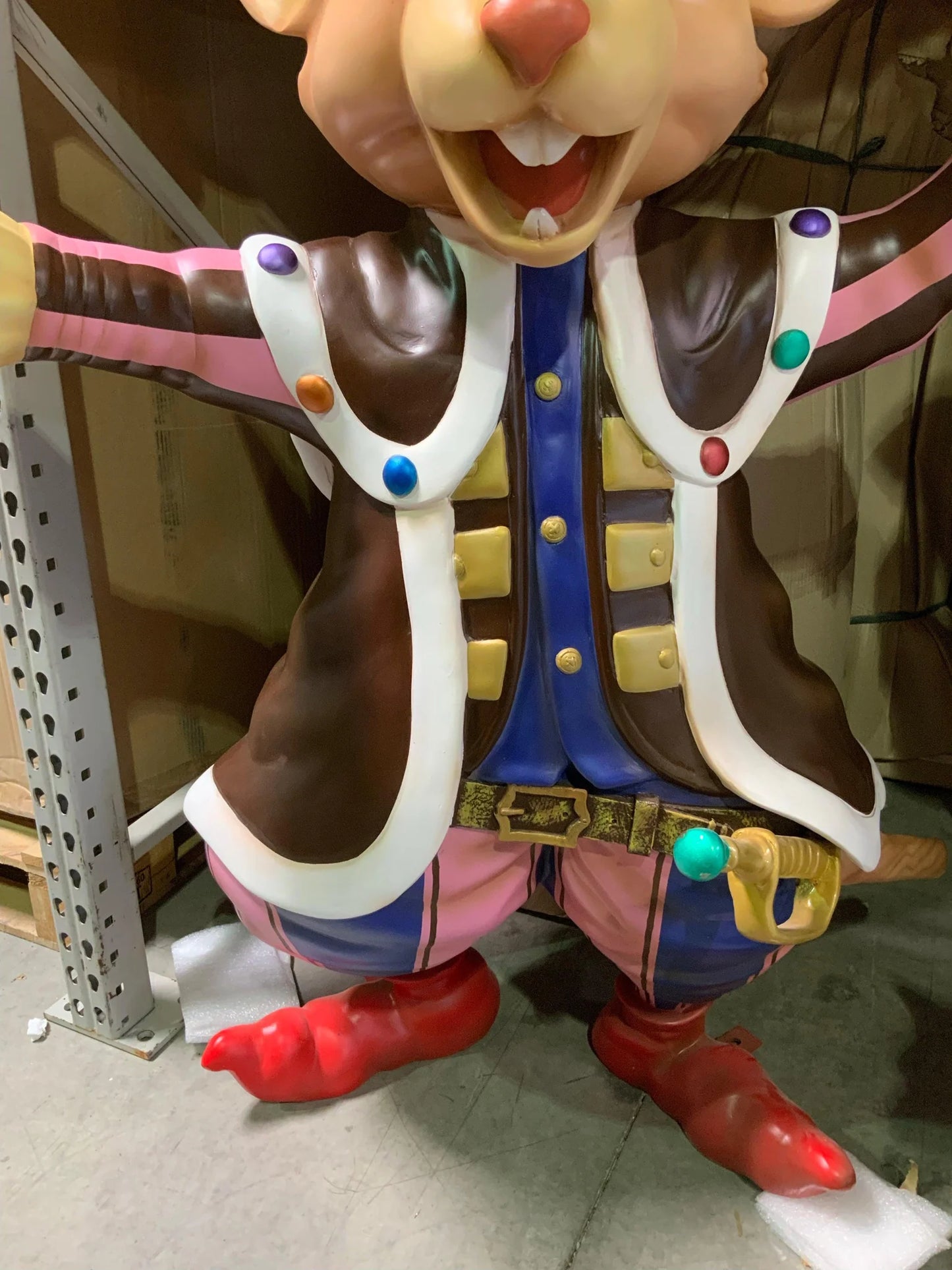 Comic Mouse King Statue