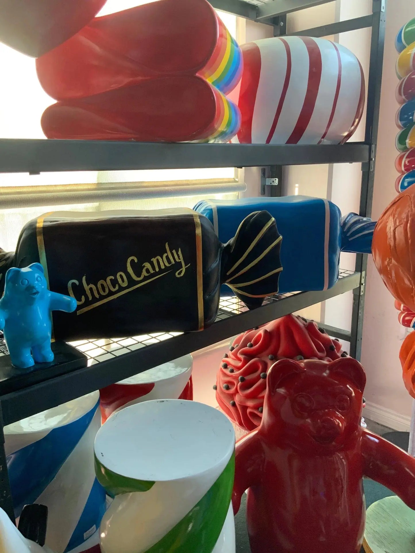 Brown Chocolate Candy Statue R0292-S114-PT