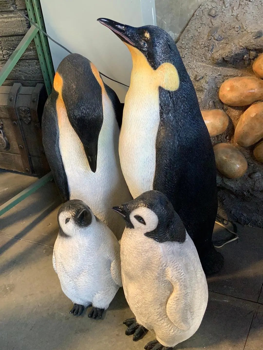 Penguin Family A0578S-R018N-PT