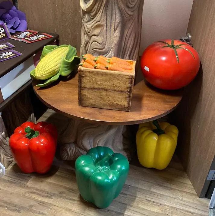 Green Bell Pepper Statue R0224G-130042-H