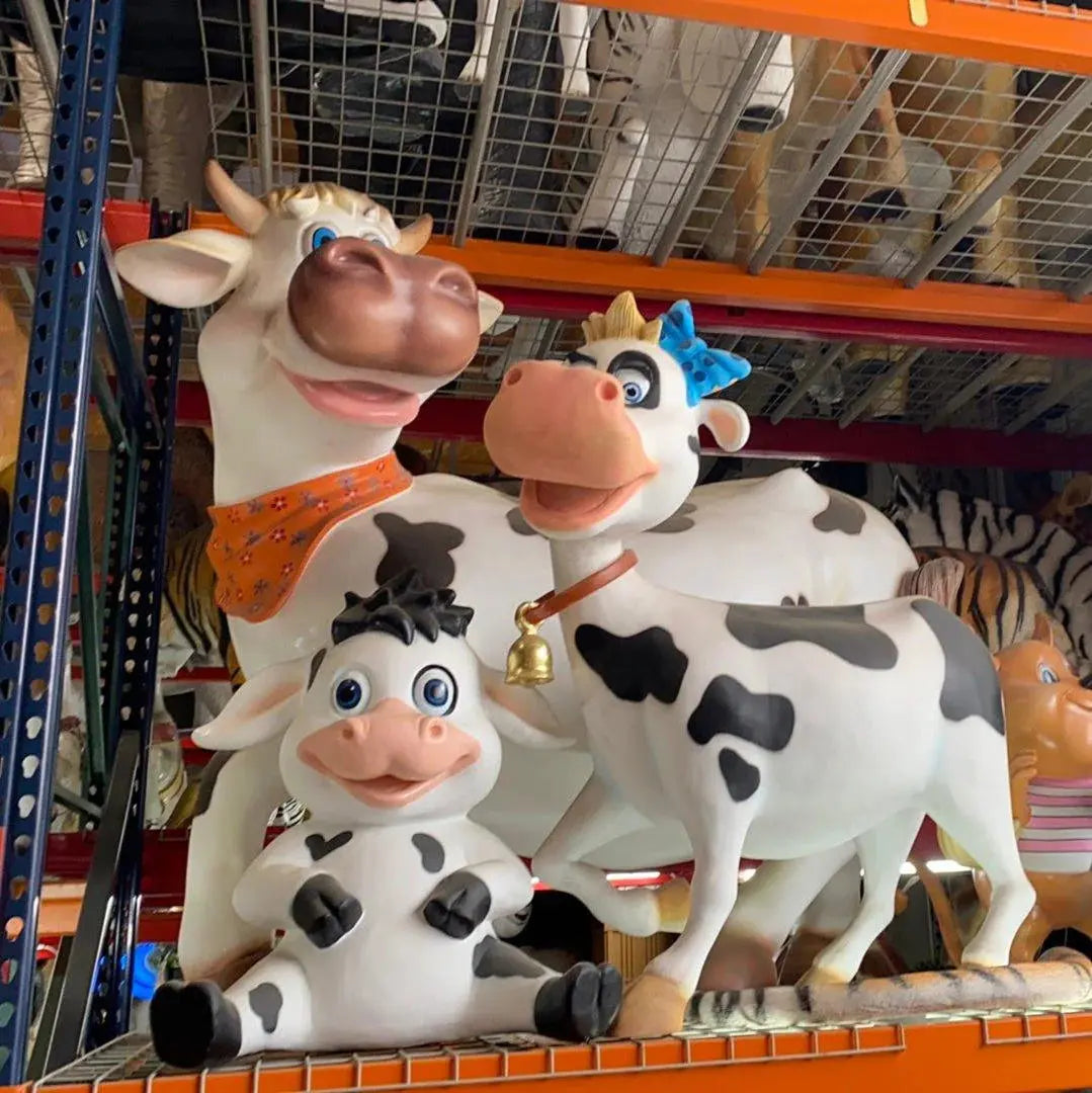 Comic Miss Cow Statue A0621-C004-PT