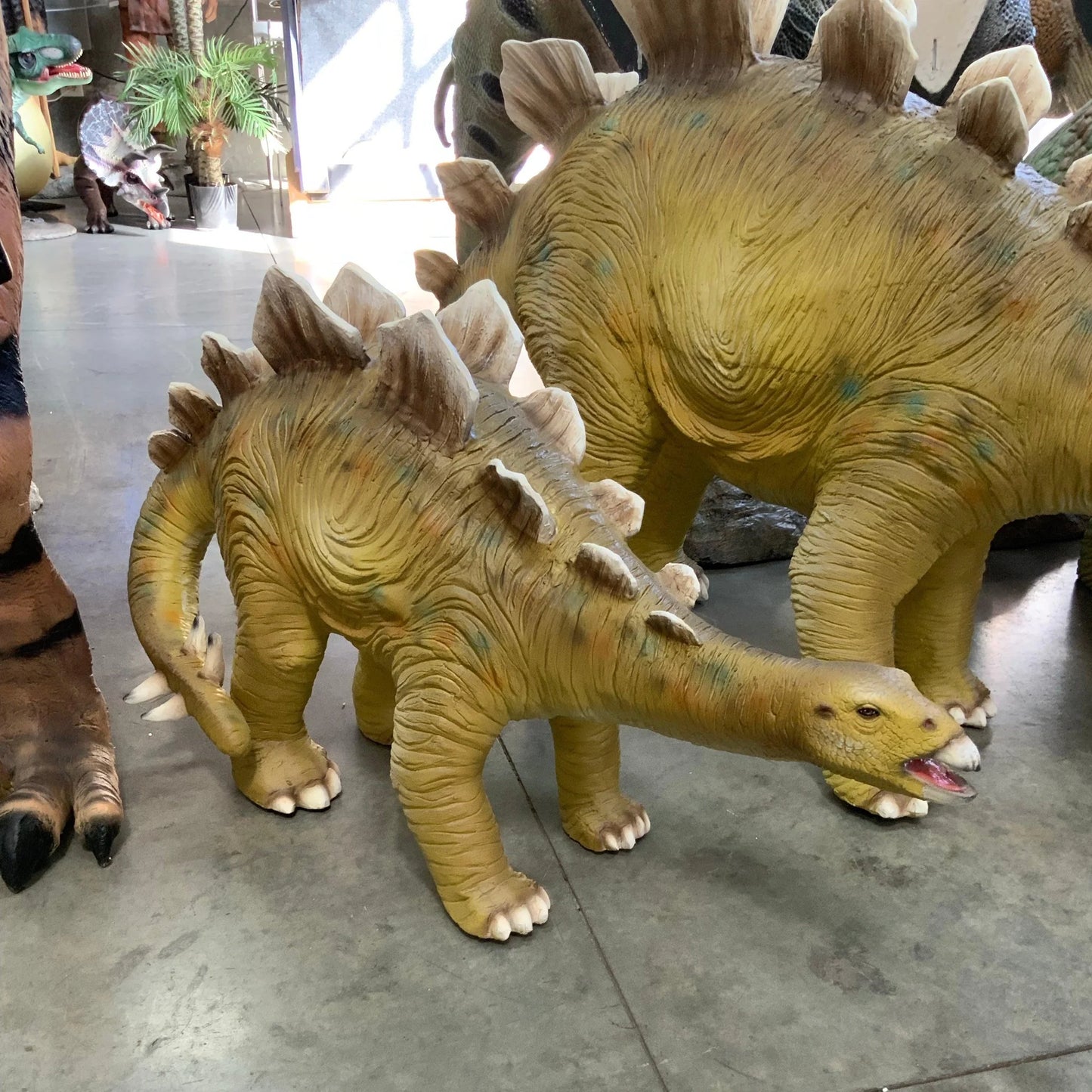 Small Stegosaurus Dinosaur Statue