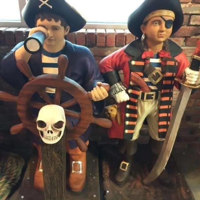 Pirate Girl Statue LS219-2470-A