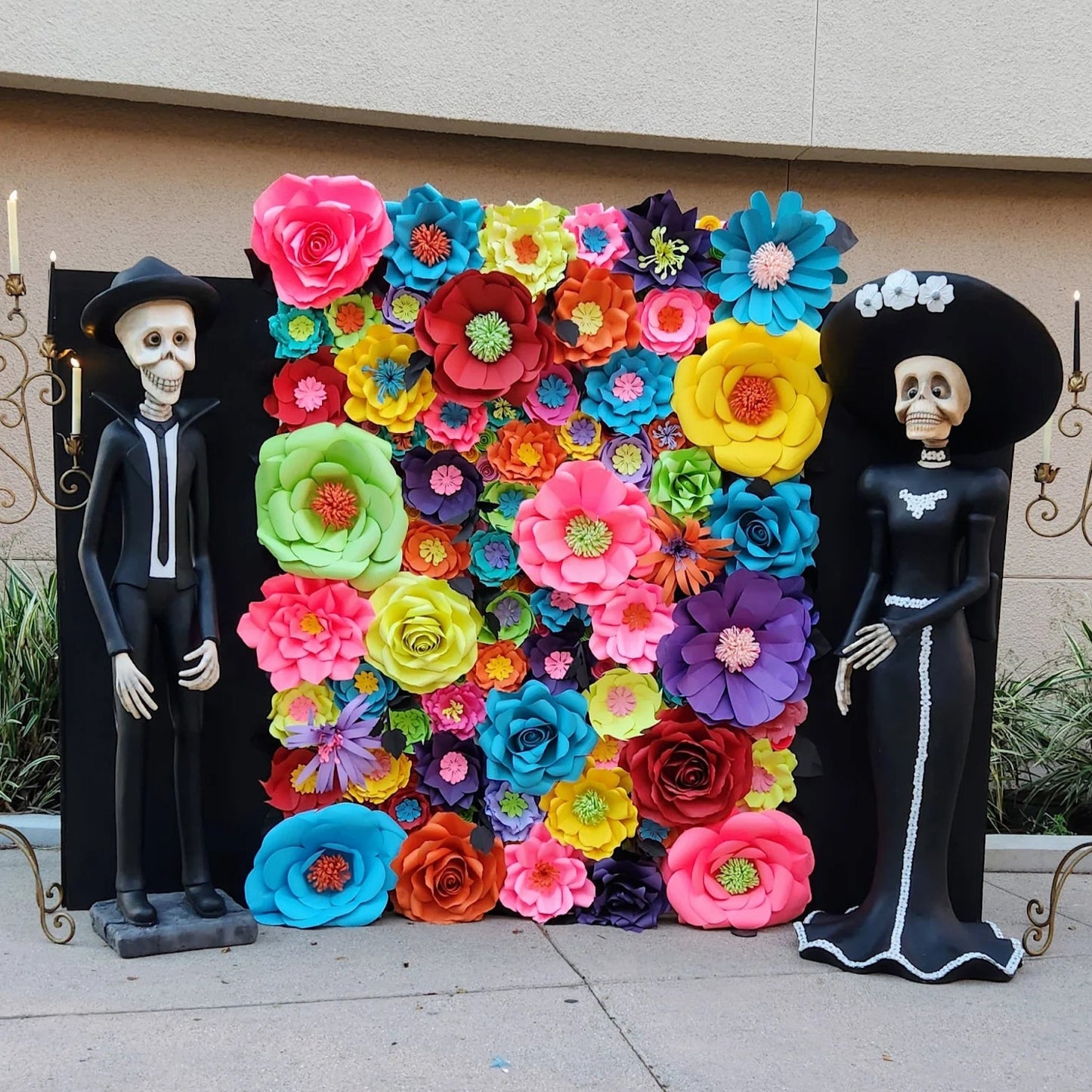 Skeleton Husband Statue