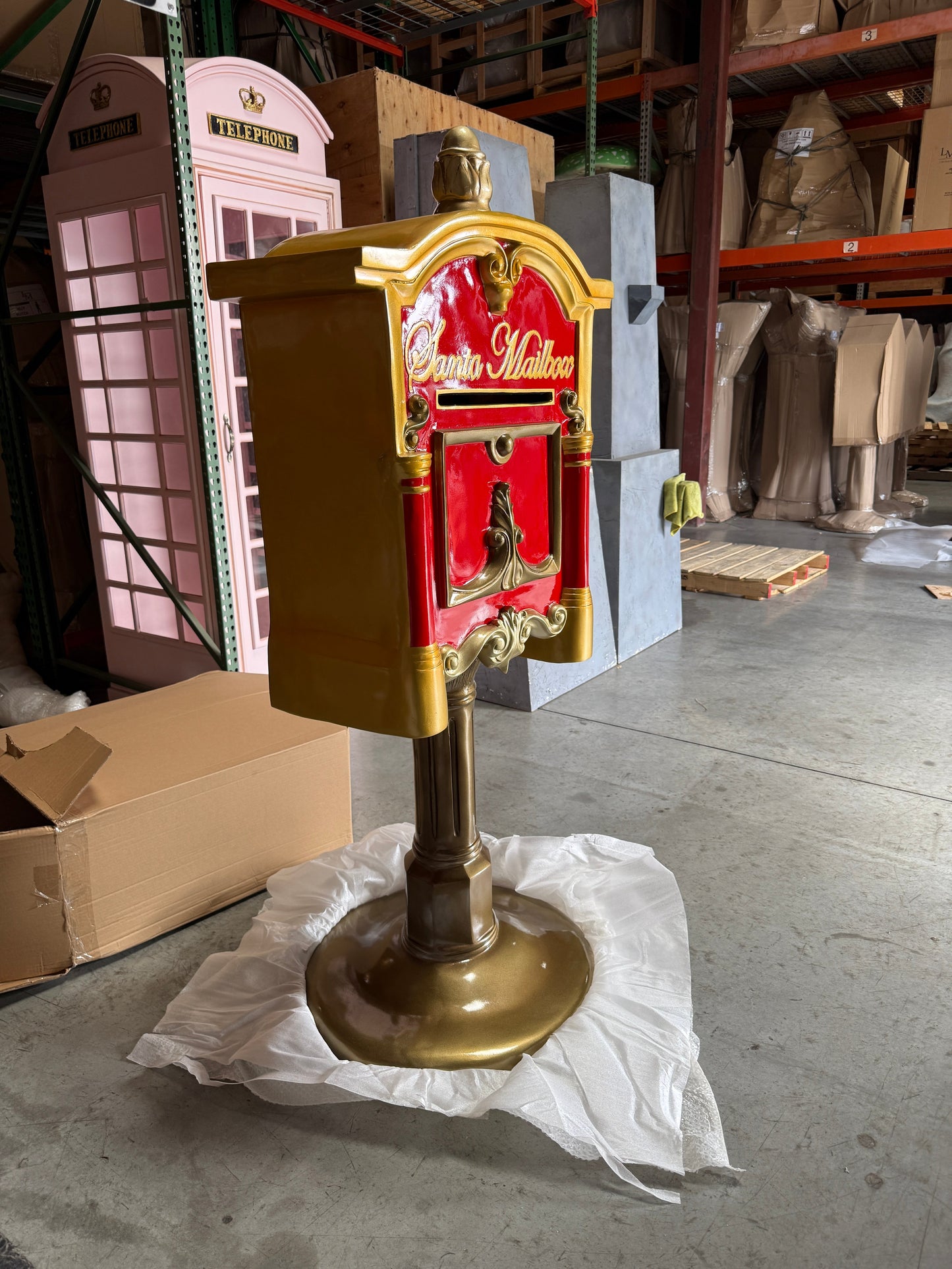 Santa's Mailbox on Stand Statue S0325-0003-T