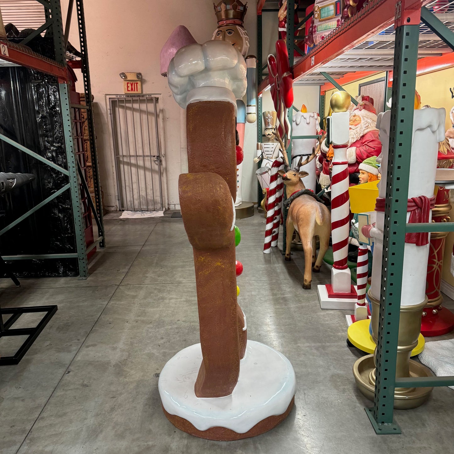 Large Gingerbread Cook Statue