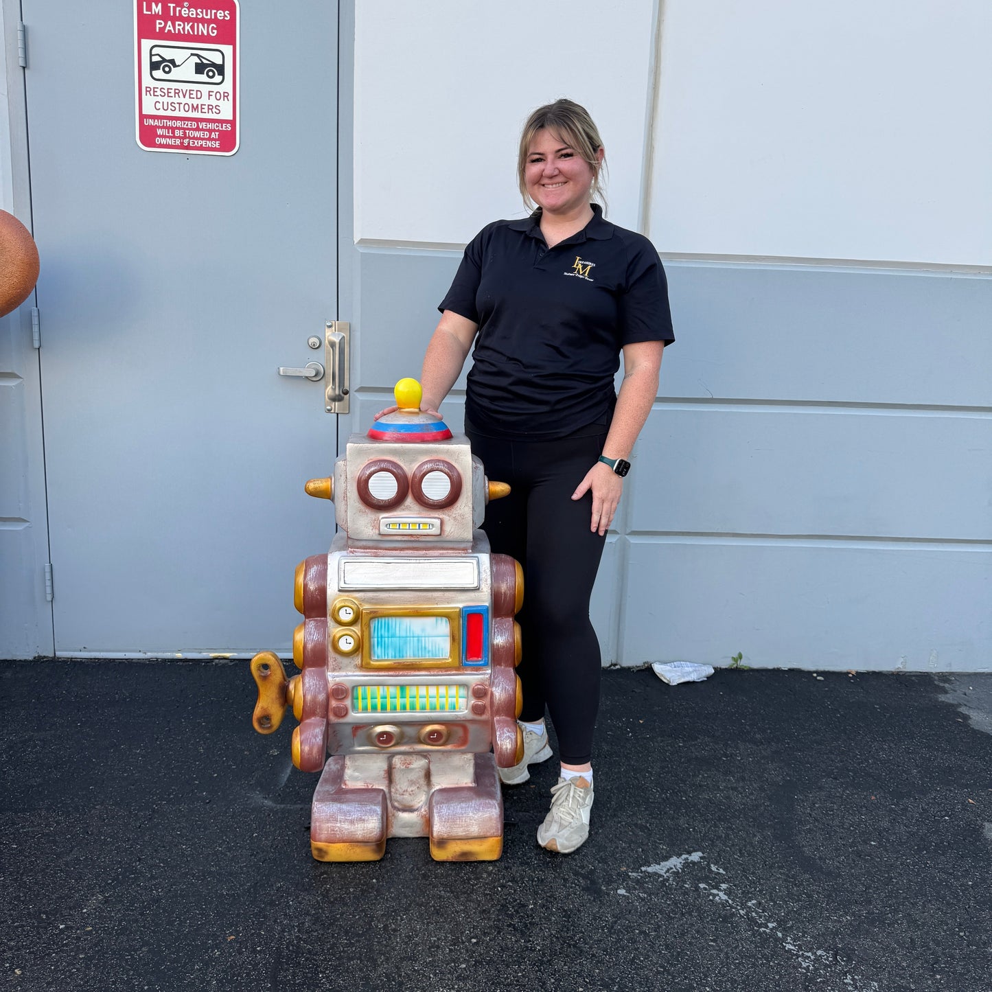 Toy Robot Over Sized Statue M0188-0211-T