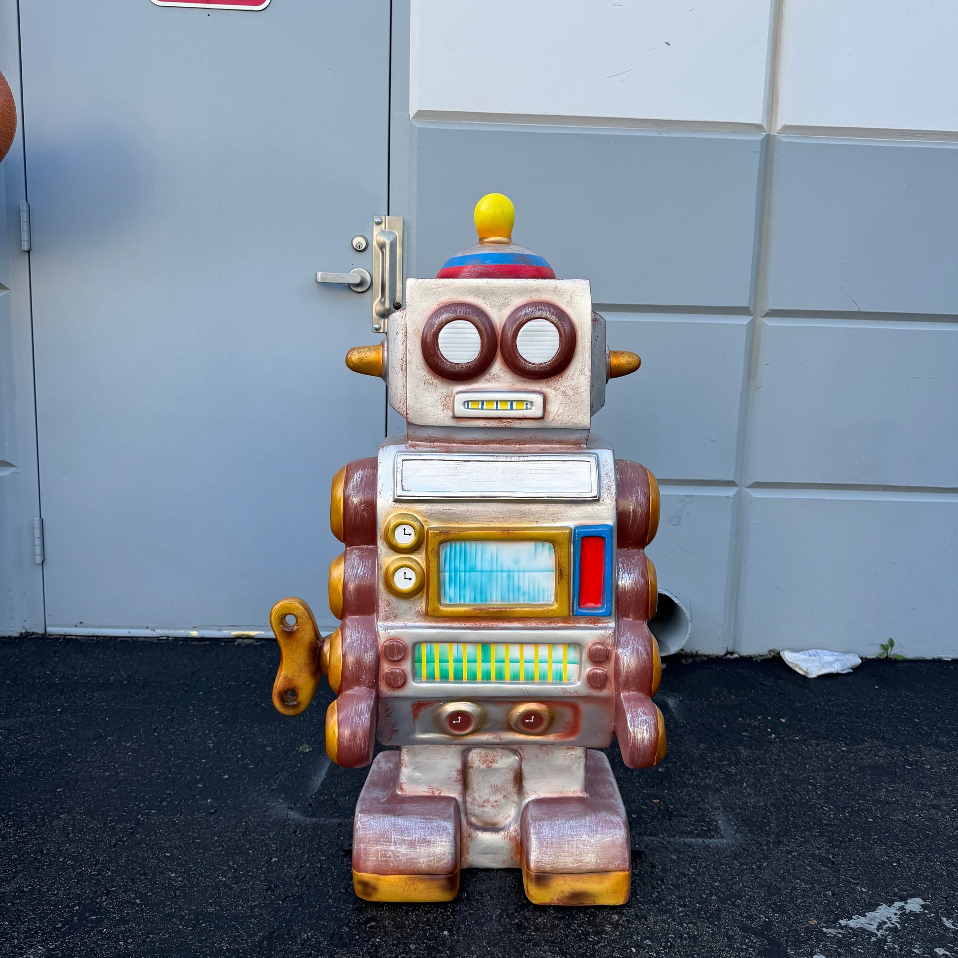 Toy Robot Over Sized Statue M0188-0211-T