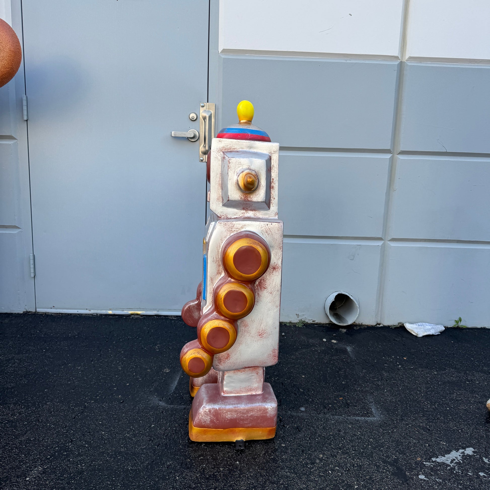 Toy Robot Over Sized Statue M0188-0211-T