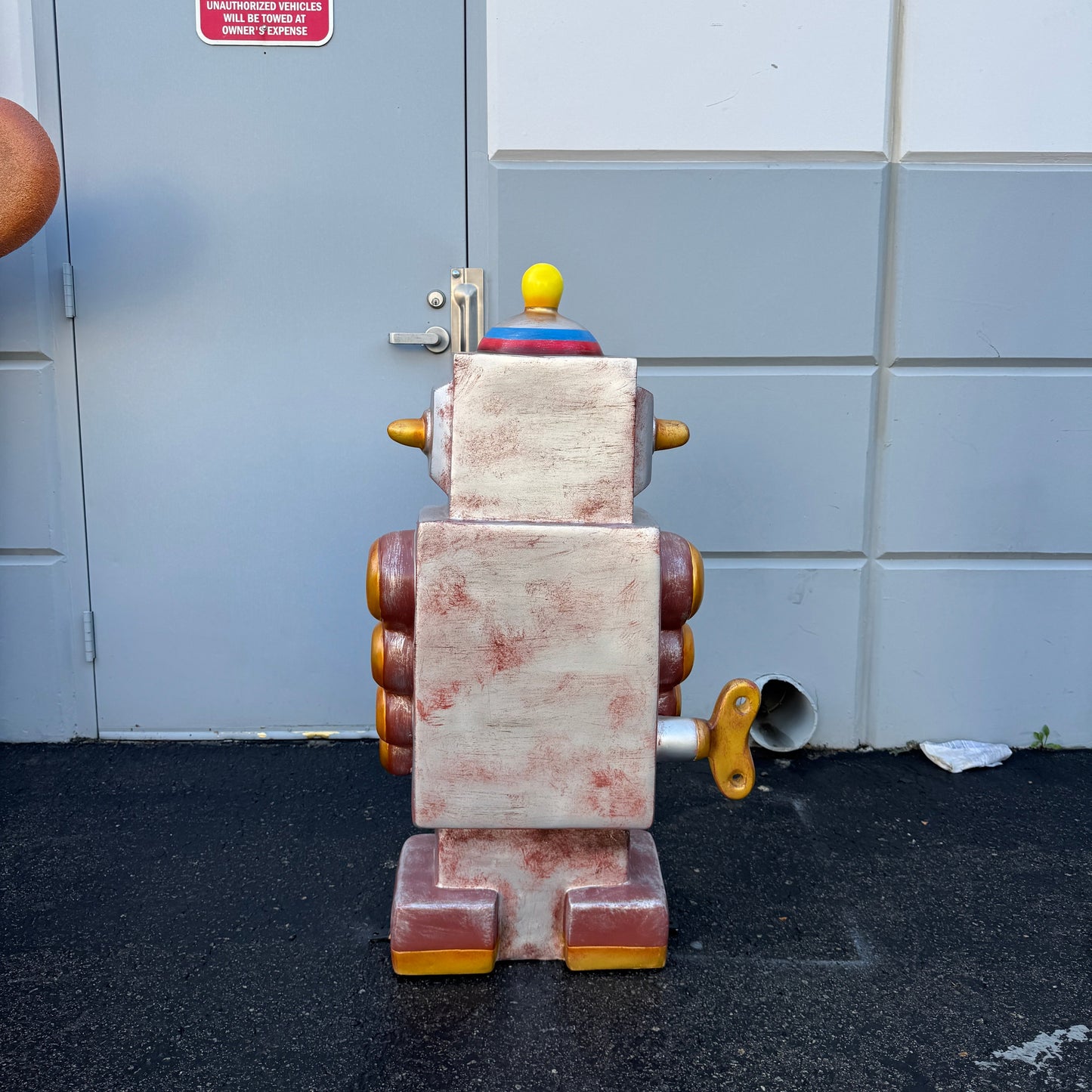 Toy Robot Over Sized Statue M0188-0211-T