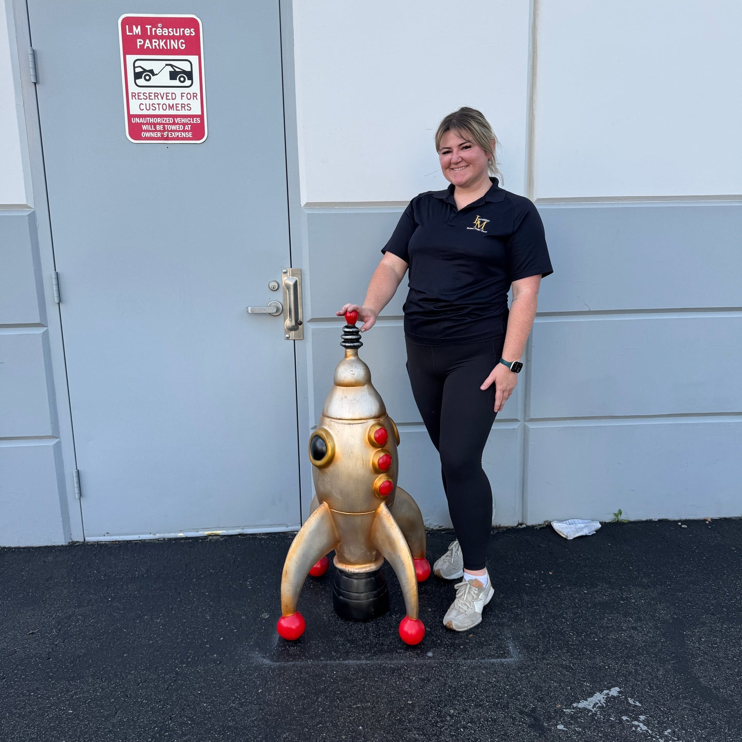 Toy Rocket Over Sized Statue M0229-0213-T