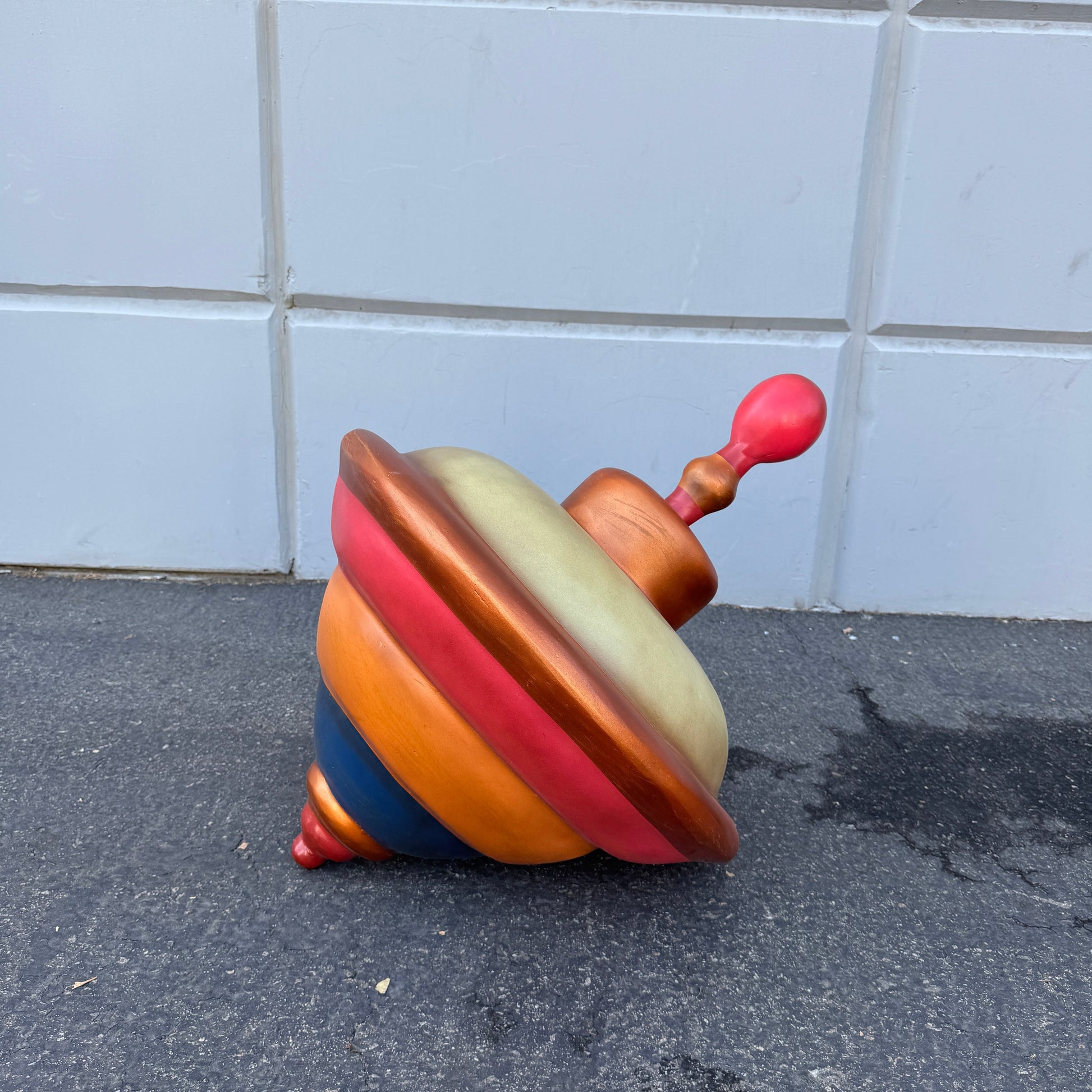 Toy Spinner Statue M0189-0214-T