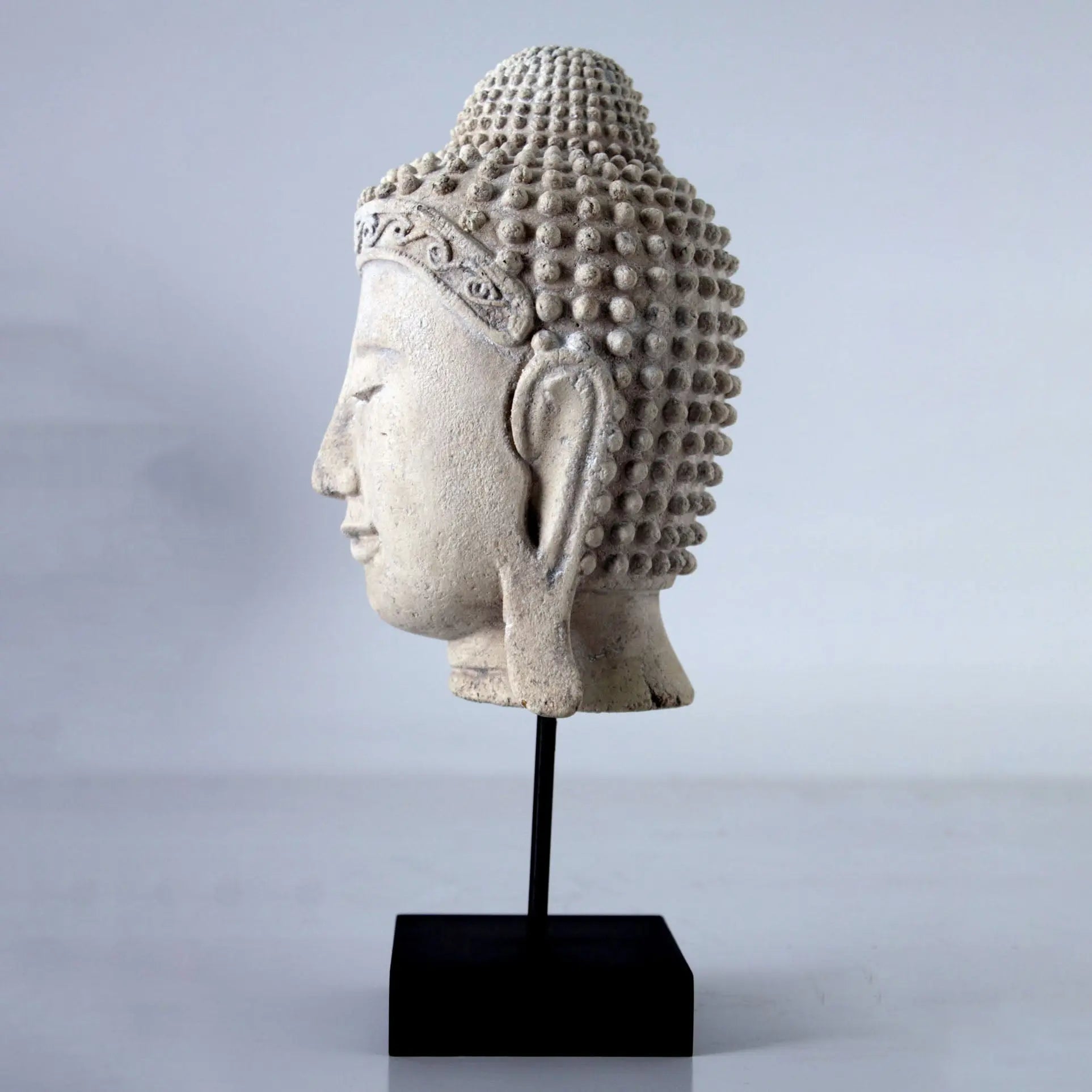 Ancient Stone Buddha Head on Stand Statue M0285RS-090043-H