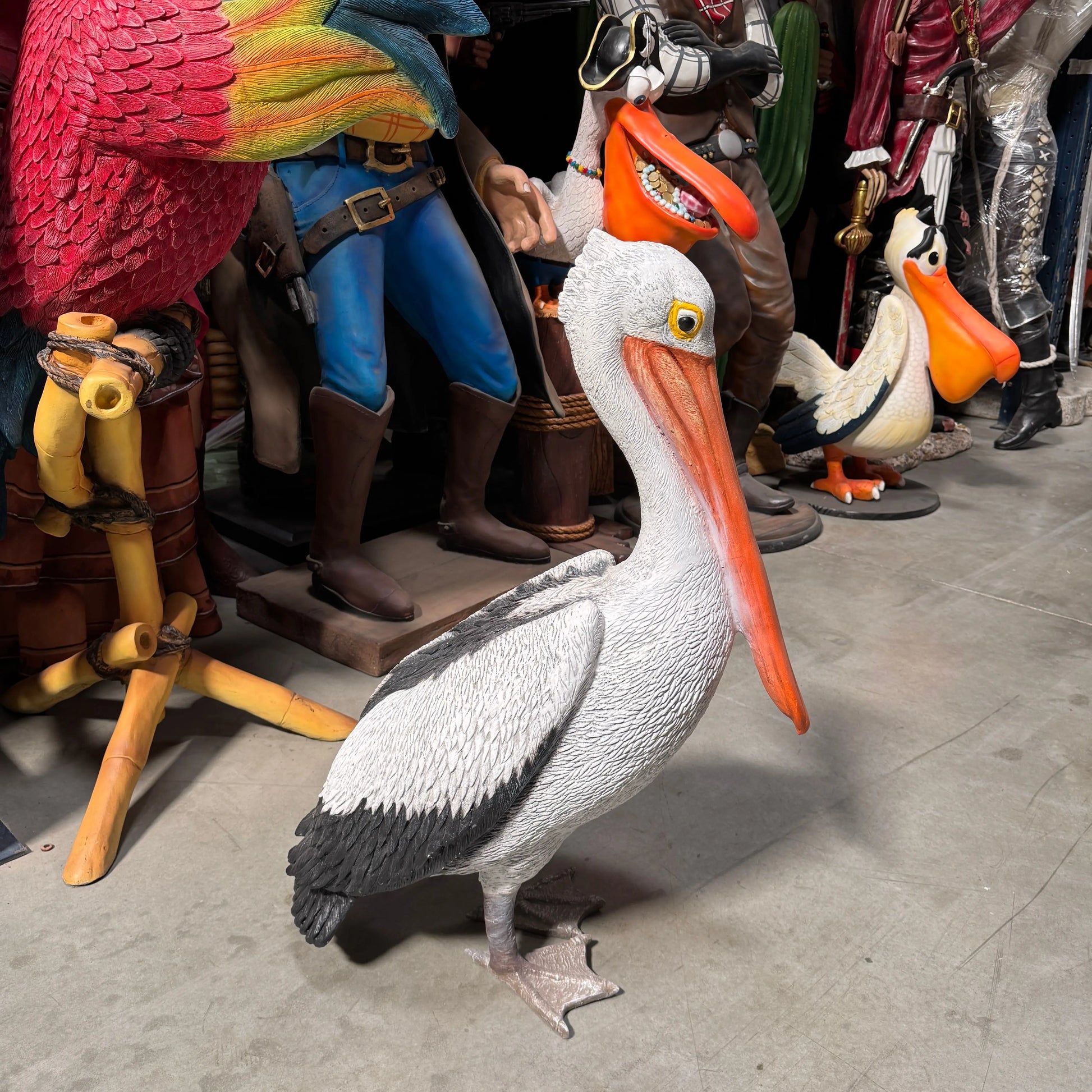 Standing Pelican Statue A0243-090073-H
