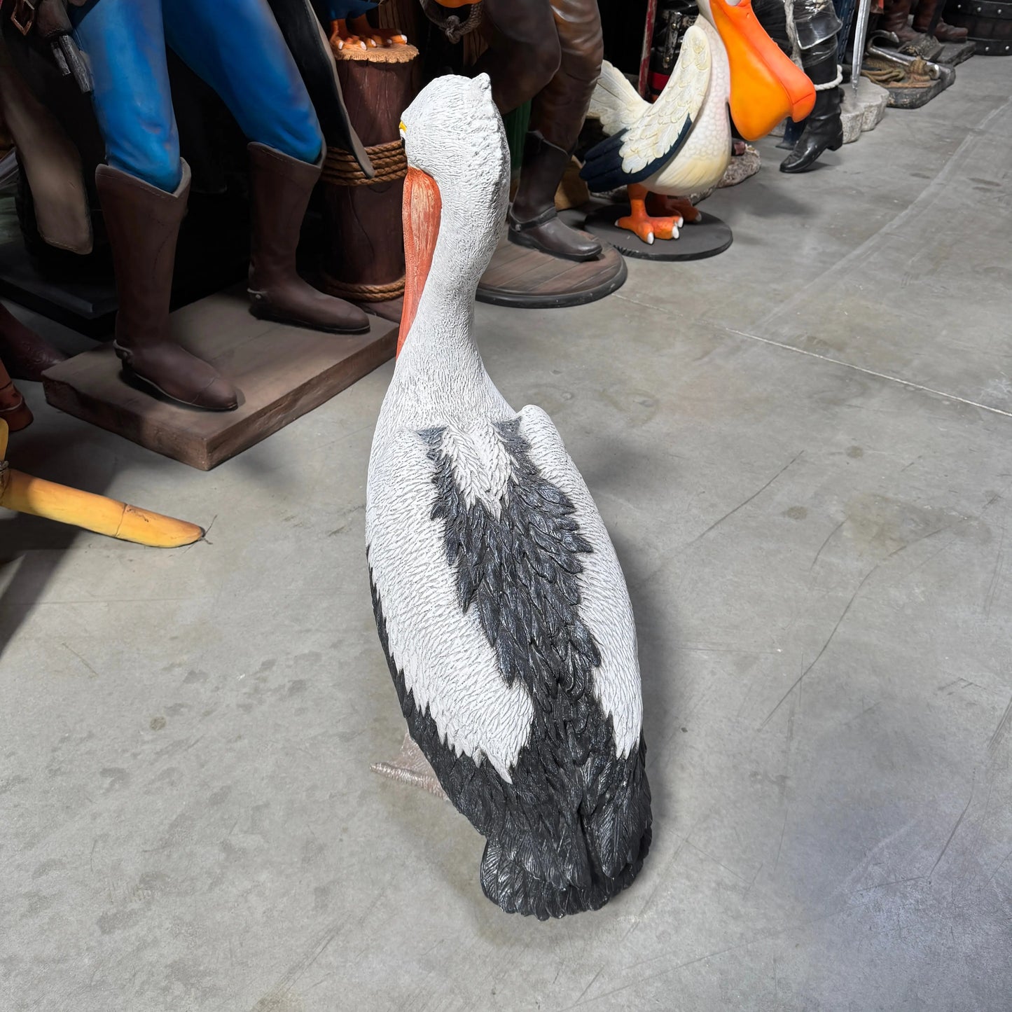 Standing Pelican Statue A0243-090073-H