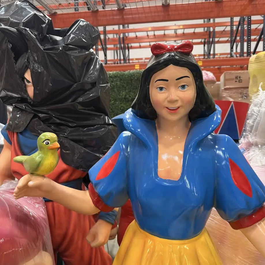 Princess With Dwarfs Statue CC054-1020-AR