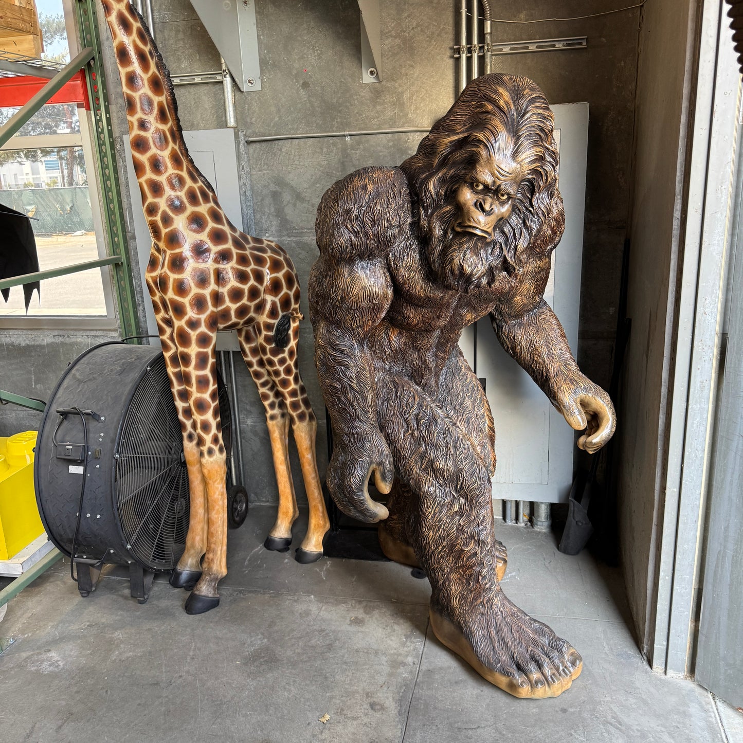 Yeti Bigfoot Sasquatch Life Size Statue