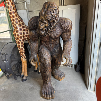 Yeti Bigfoot Sasquatch Life Size Statue