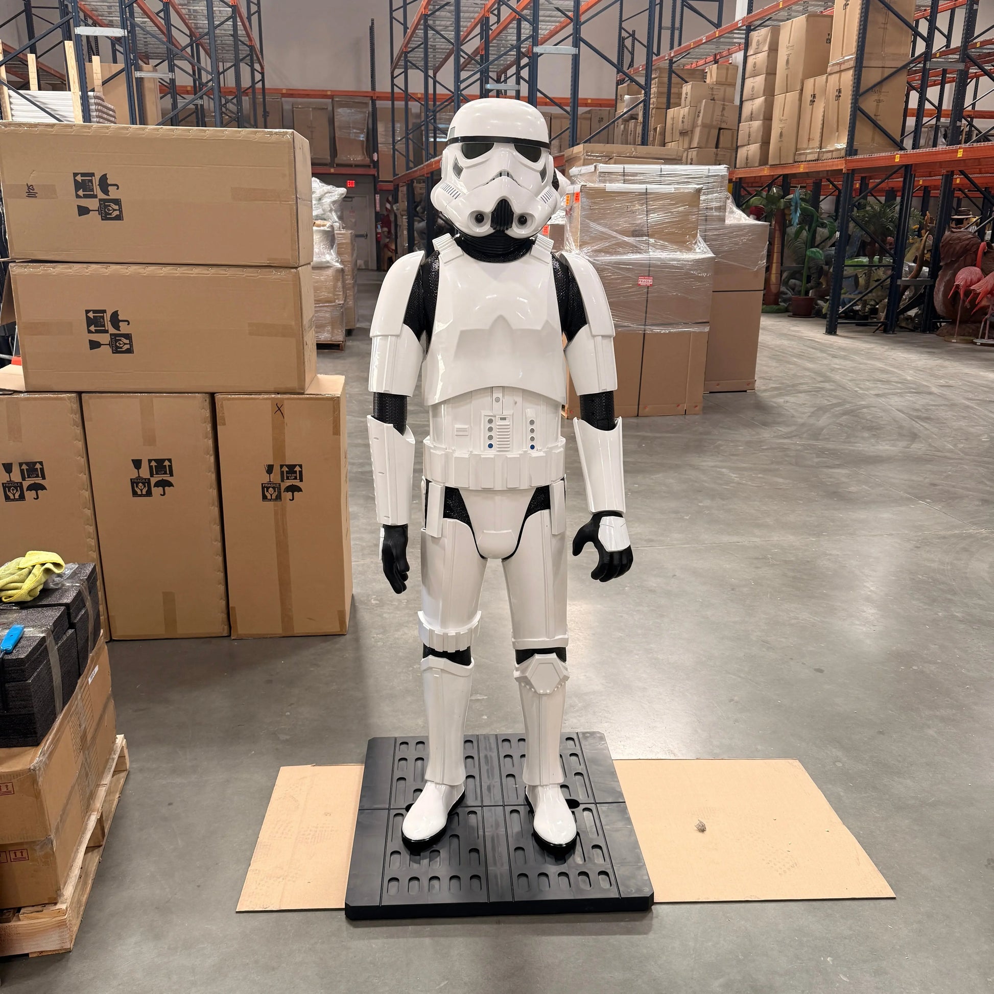 White Storm Trooper Statue LP-TROOP-P