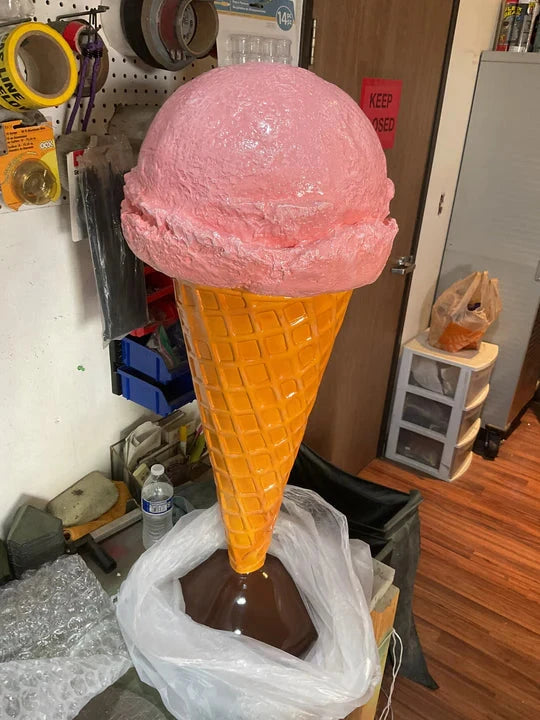Strawberry One Scoop Ice Cream Statue R0194S-130017-H