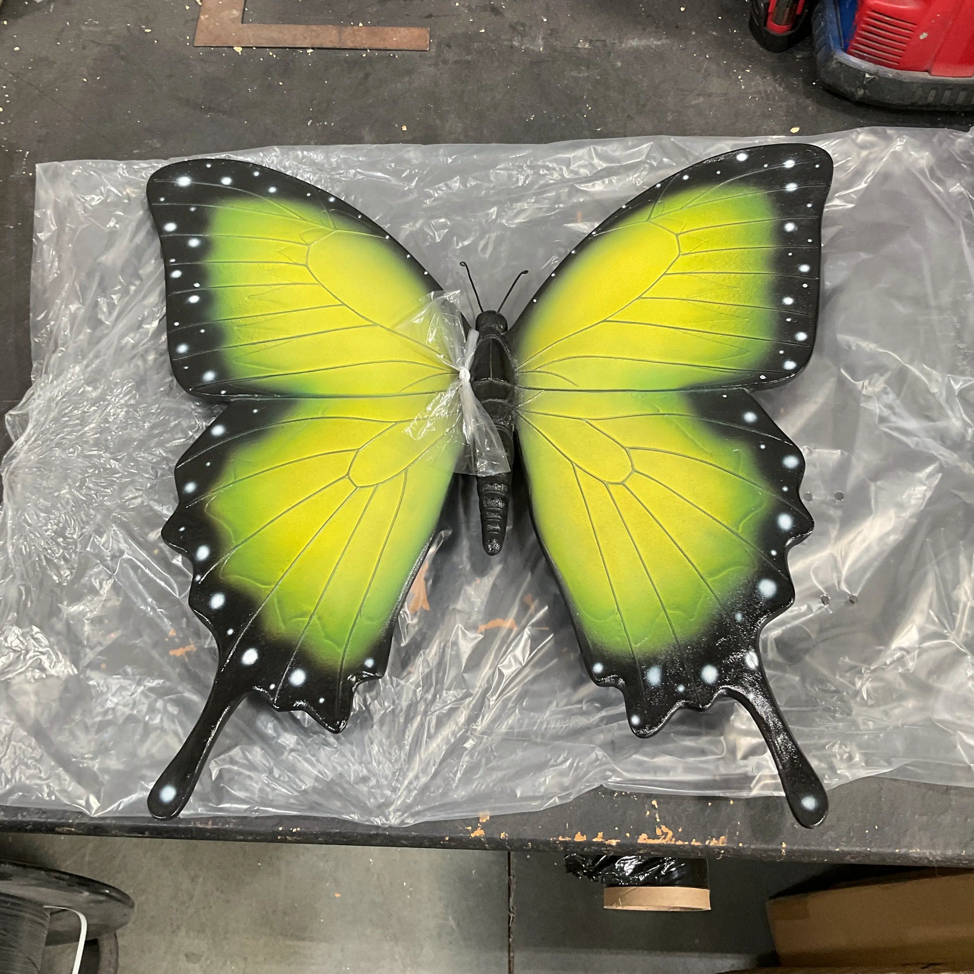 Hanging Yellow Butterfly Statue A0753Y-150021-H