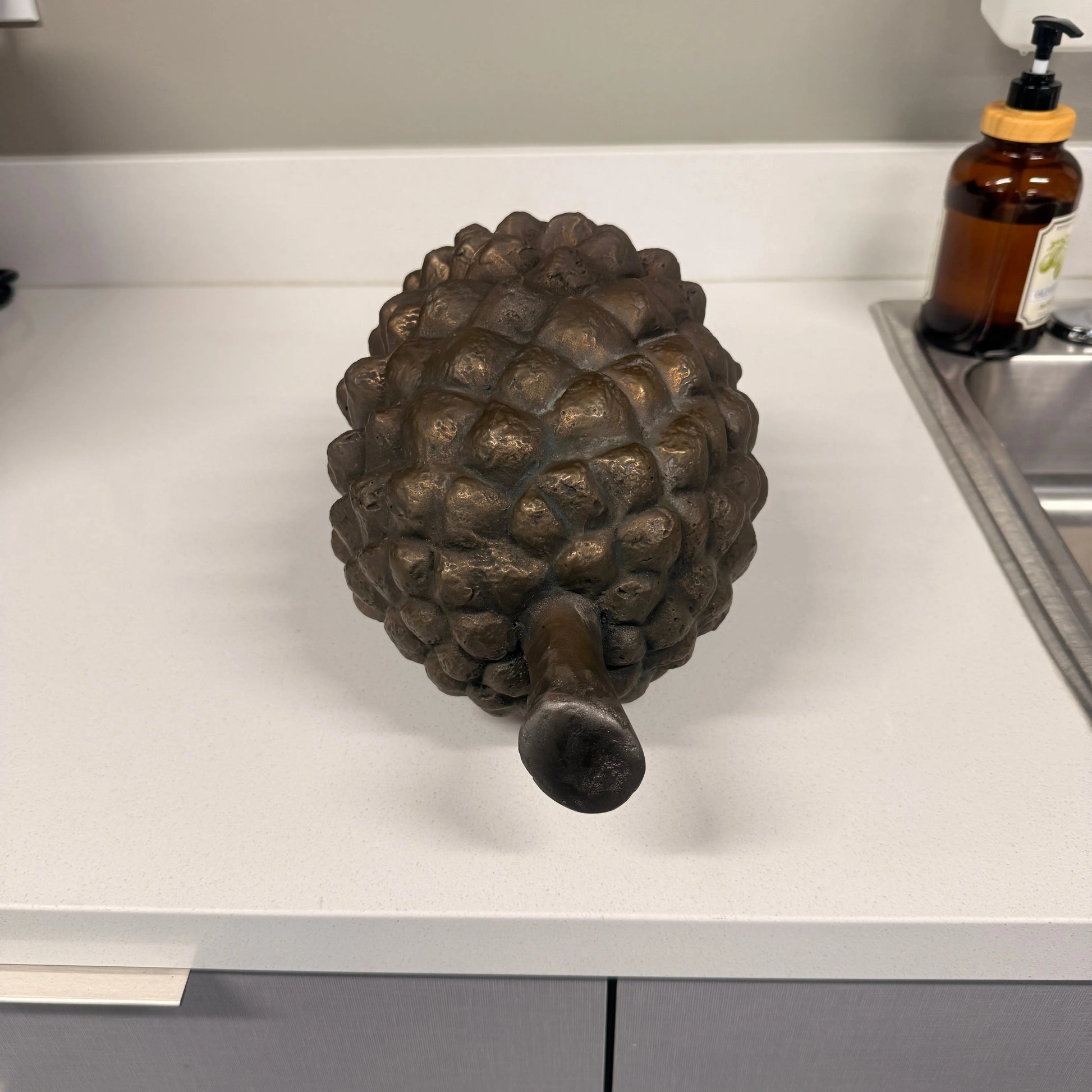 Pine Cone Decor Statue M0123-150183-H