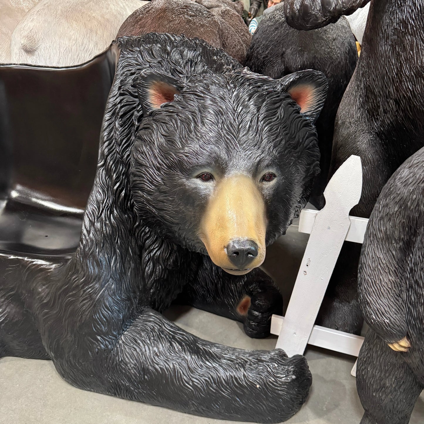 Black Bear Bench Statue A0891-160017-H