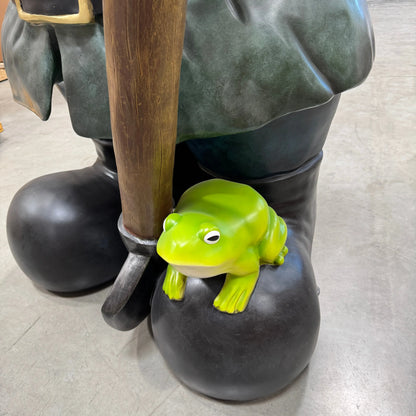 Giant Gnome Statue M0113-160221-H