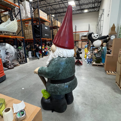 Giant Gnome Statue M0113-160221-H