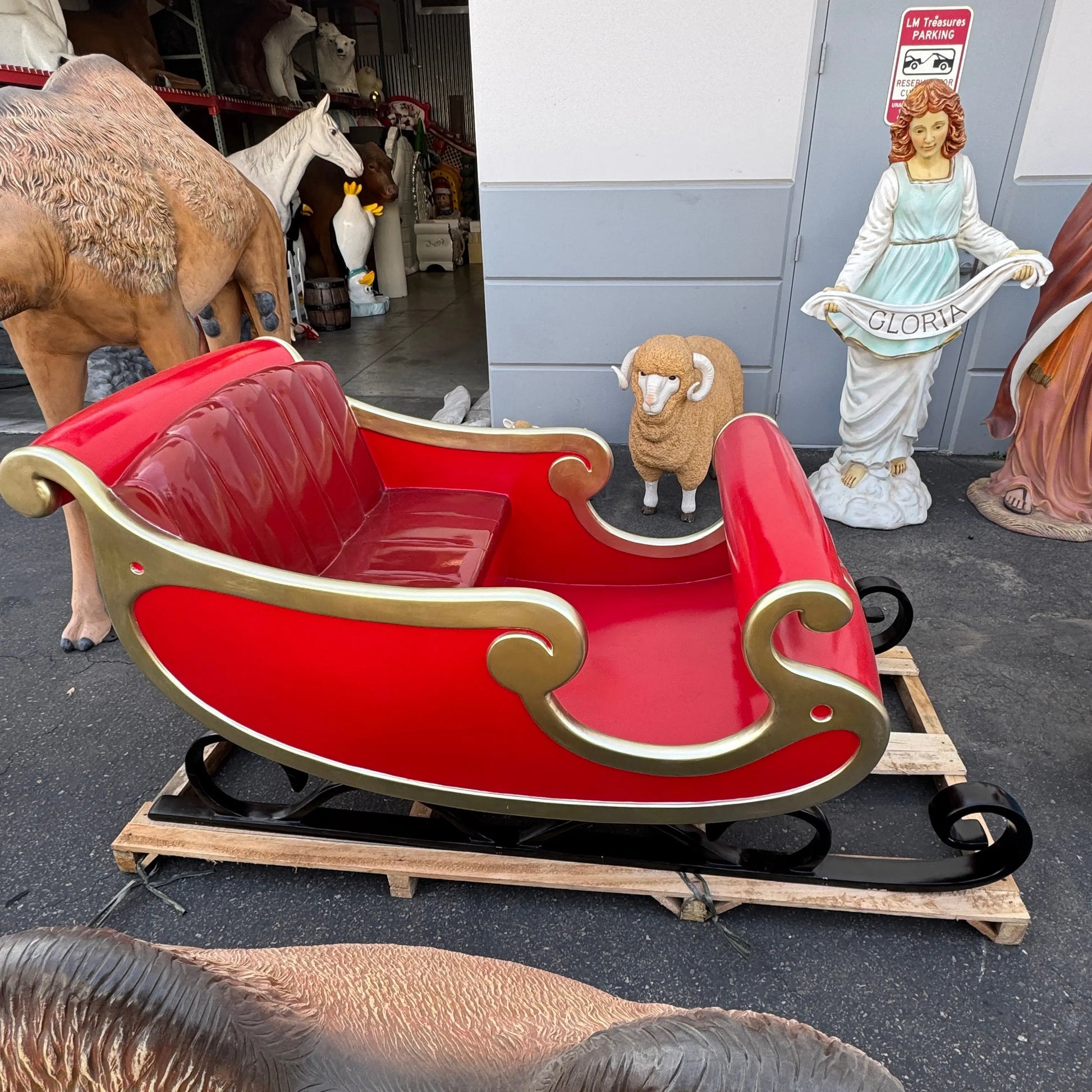 Santa's Sleigh Photo Op Over Sized Statue S0210-160264-H