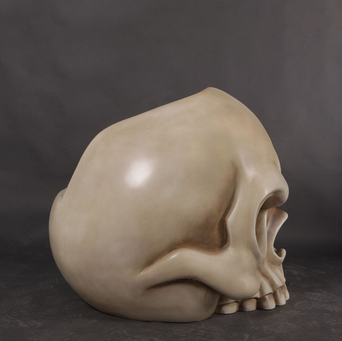 Skull Throne Chair Statue