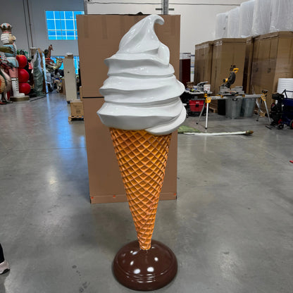 Large Plain Vanilla Soft Serve Ice Cream Statue R0335V-180159-H