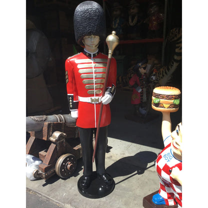 Royal Guard Artillery Officer Statue