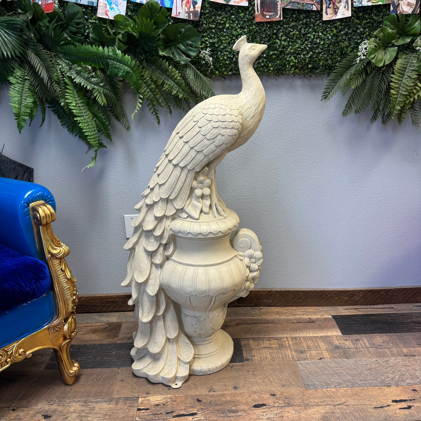 Peacock on Urn Stone Statue