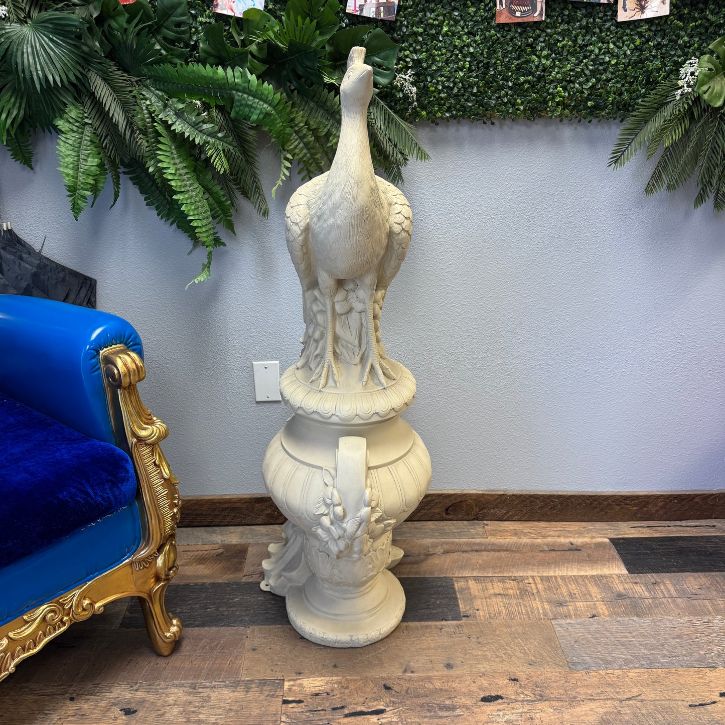 Peacock on Urn Stone Statue