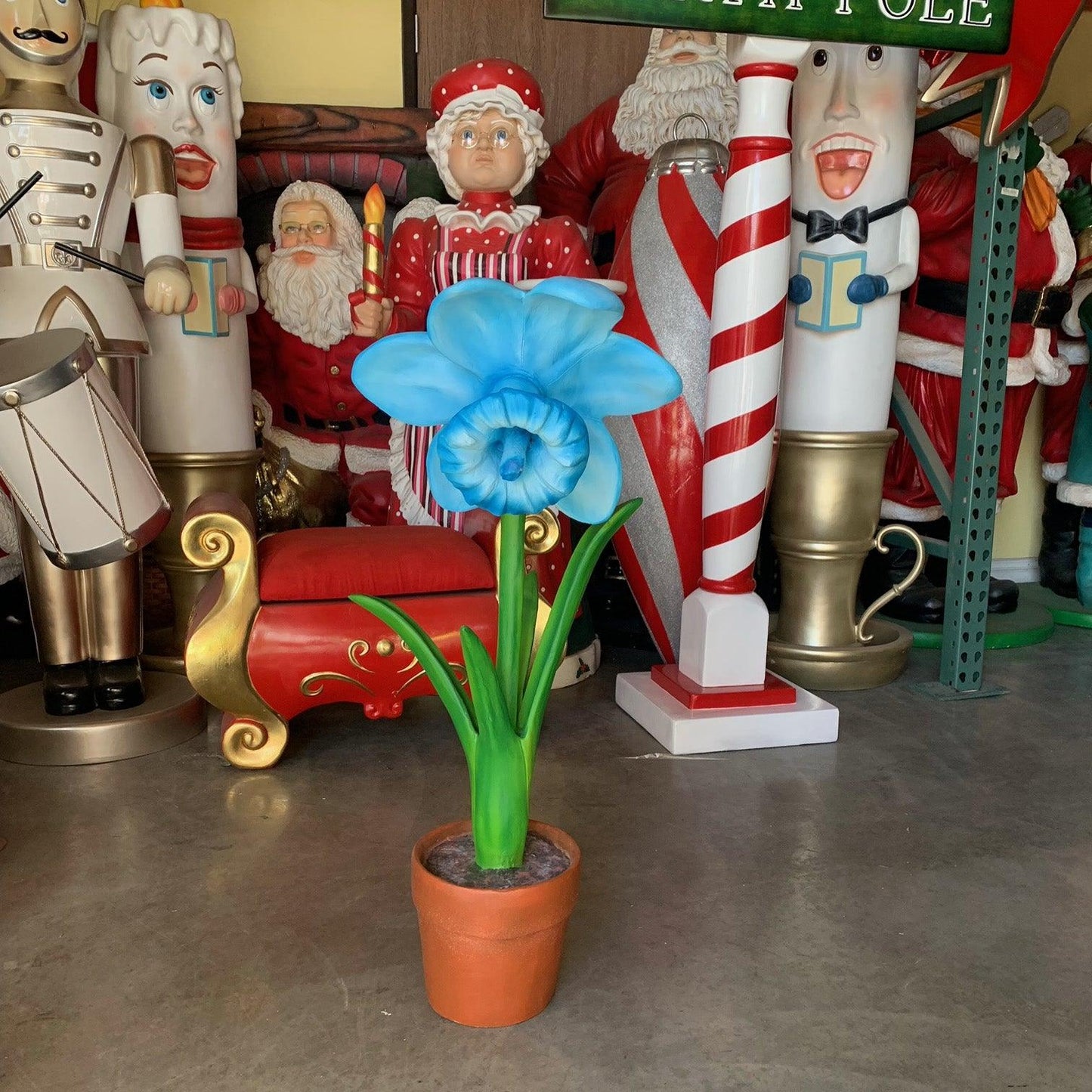 Small Blue Narcis Flower Statue - LM Treasures Prop Rentals 