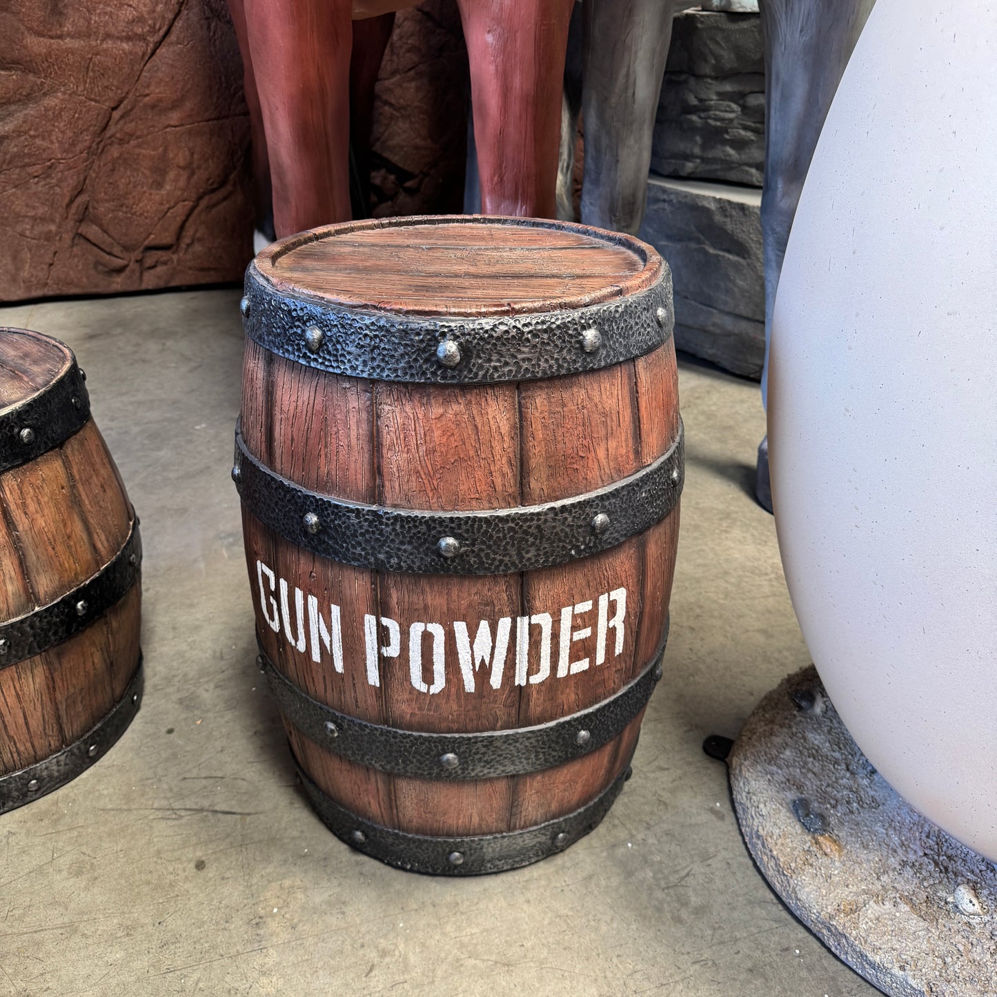 Medium Gunpowder Barrel Statue