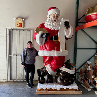 Giant Santa Claus Statue