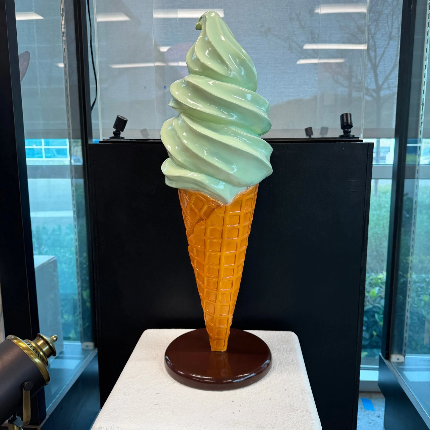 Small Mint Soft Serve Ice Cream Table Top Statue R0404MG-250117-H