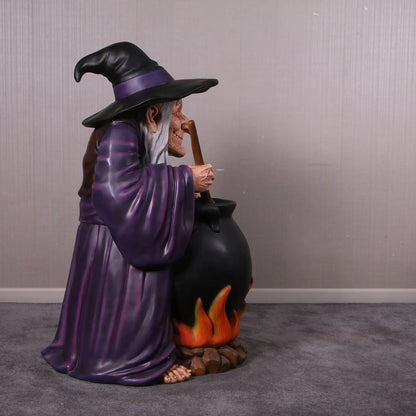 Witch with Cauldron Small Statue S0038-250131-H