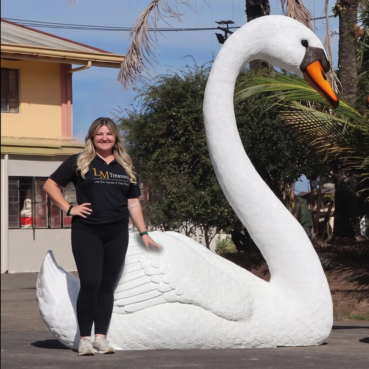 Jumbo Swan Statue A0427-250171-H