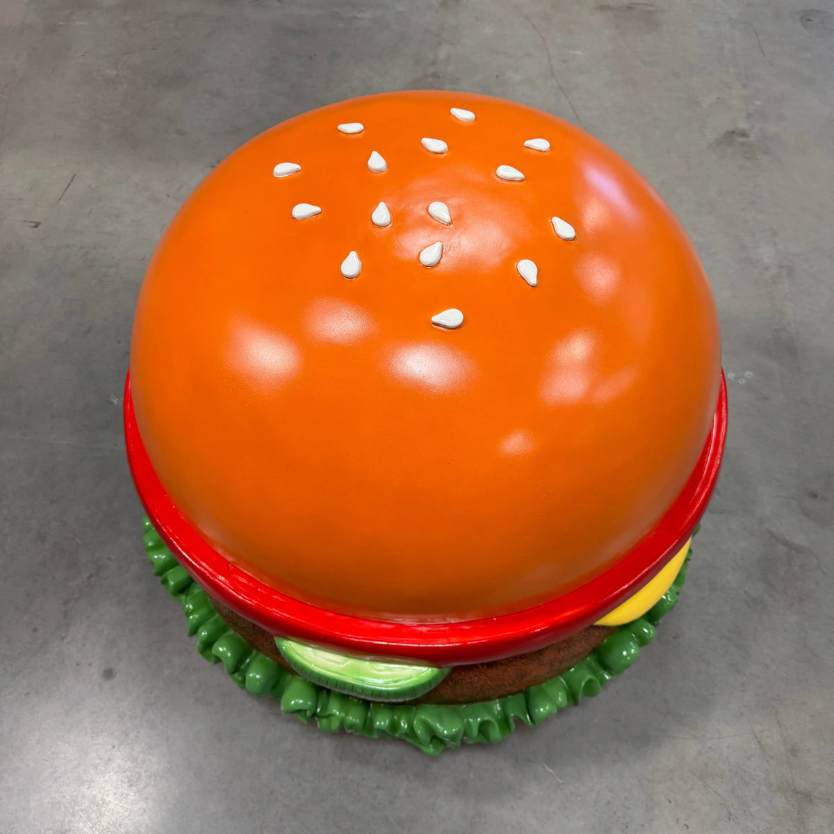 Giant Cheeseburger Statue R0145-260026-H