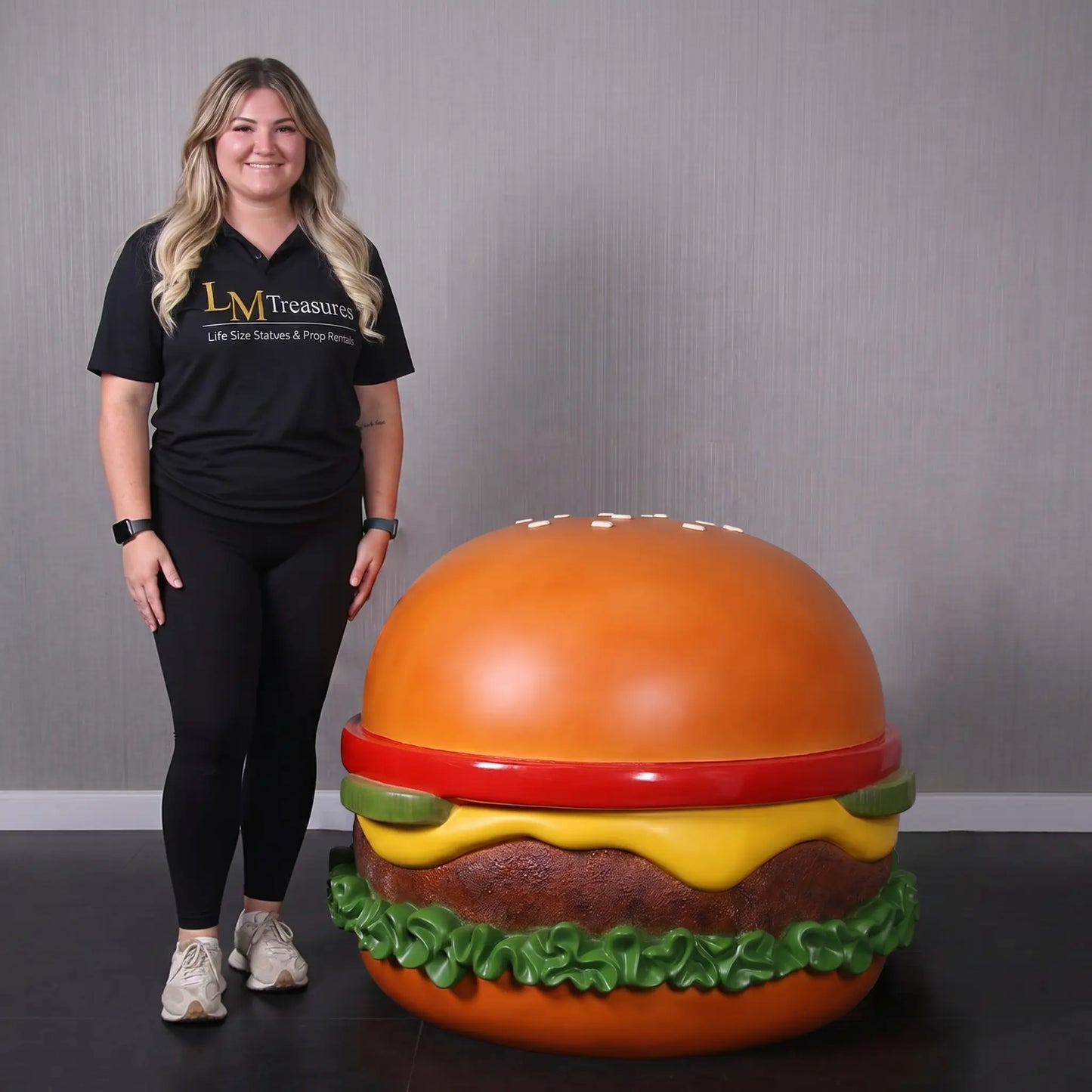 Giant Cheeseburger Statue R0145-260026-H