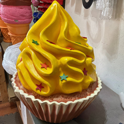 Bright Yellow Cupcake With Stars Statue