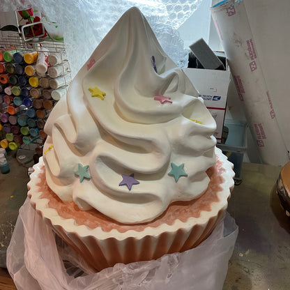 White Cupcake Statue With Stars