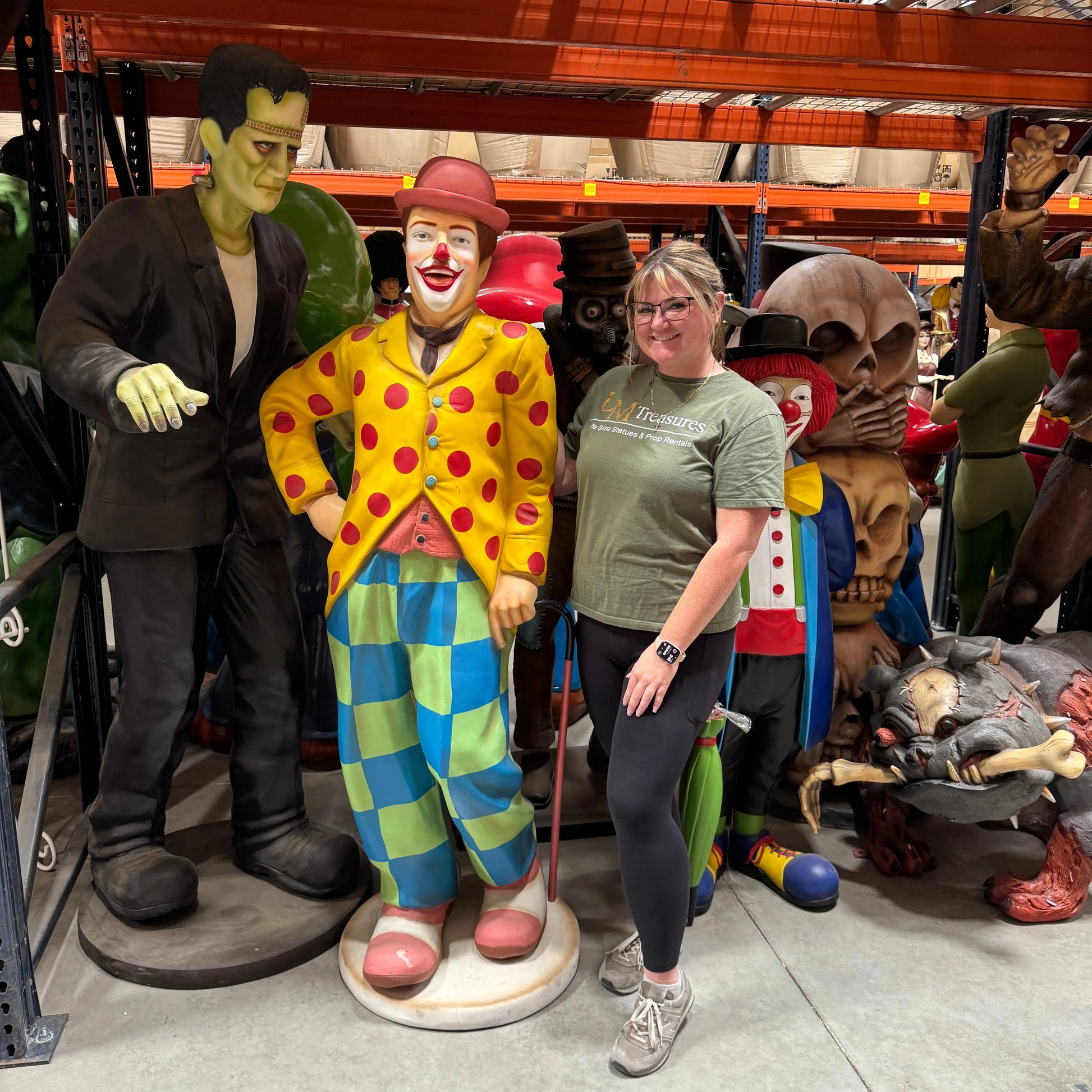 Clown Statue LS166-3156-A