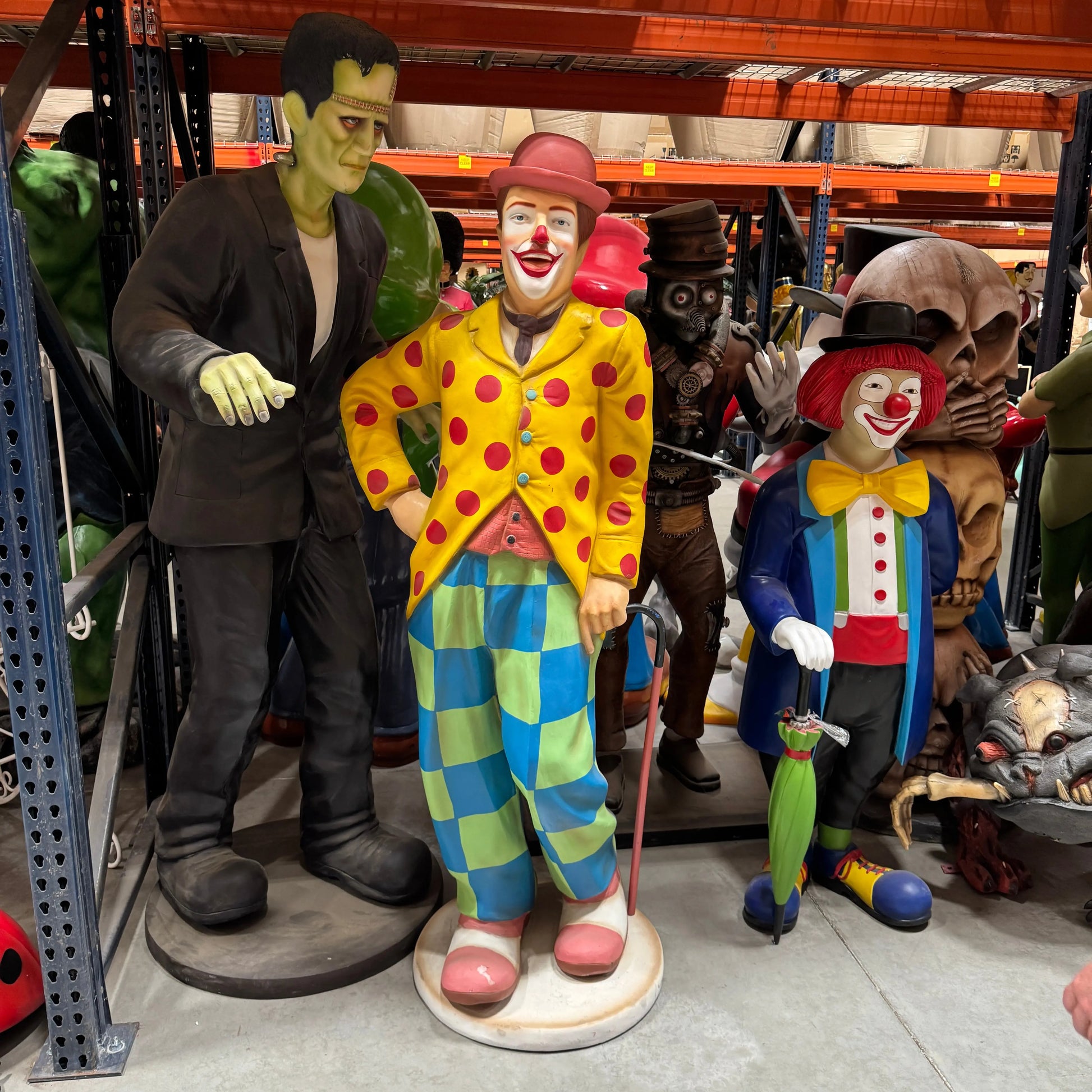 Clown Statue LS166-3156-A