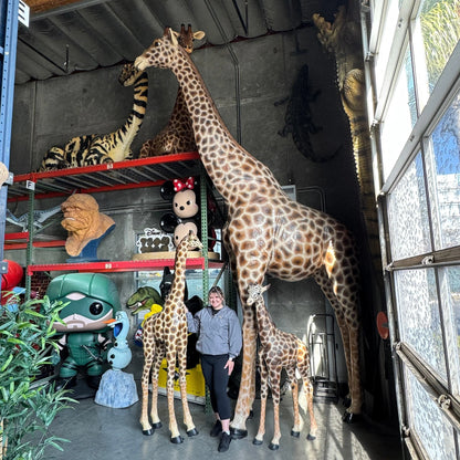 Life Size Giraffe Statue